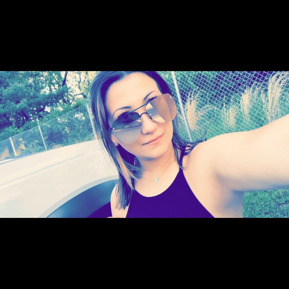 Meet your Posher, Jolynn